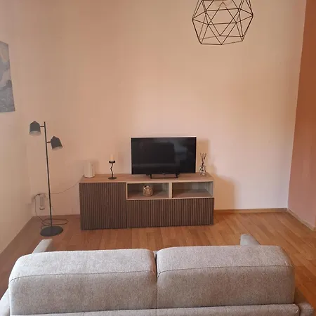 Michelangelo 33 New Διαμέρισμα Ποτσουόλι